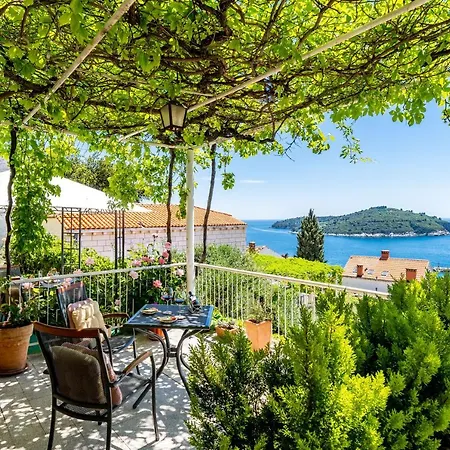 Rose 게스트하우스